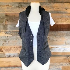 NEVER WORN Rock & Republic vest